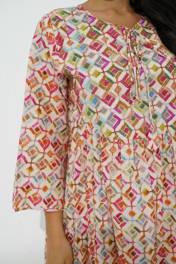 DSC090621 A graceful cotton dress with delicate beadwork