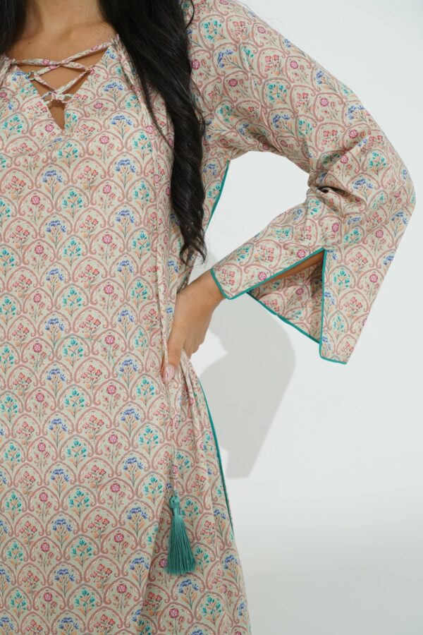 DSC09358 Cotton Jalabiya with Exquisite Beadwork