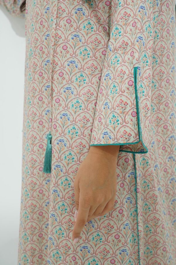 DSC09364 Cotton Jalabiya with Exquisite Beadwork