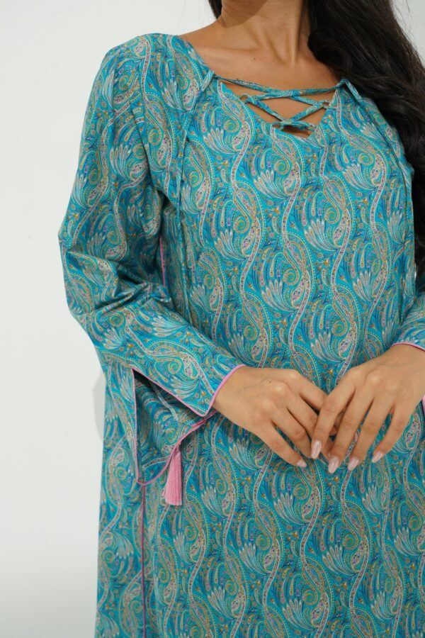 DSC09380 Modern Elegance: Tasseled Jalabiya